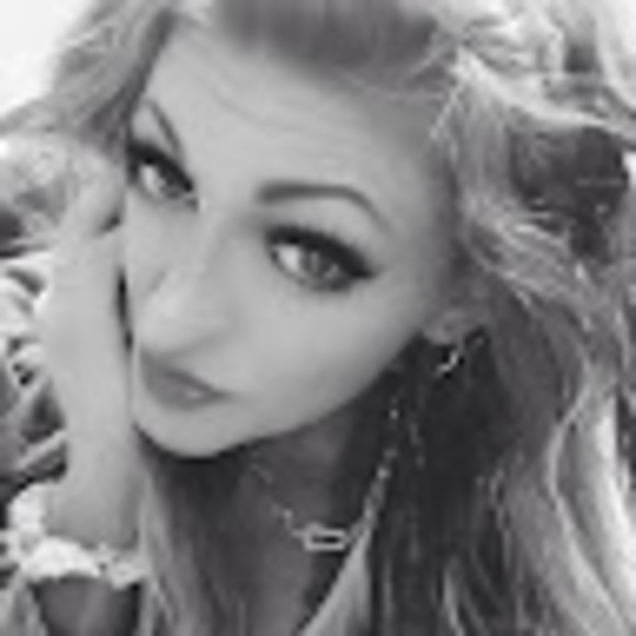 corrie_burch